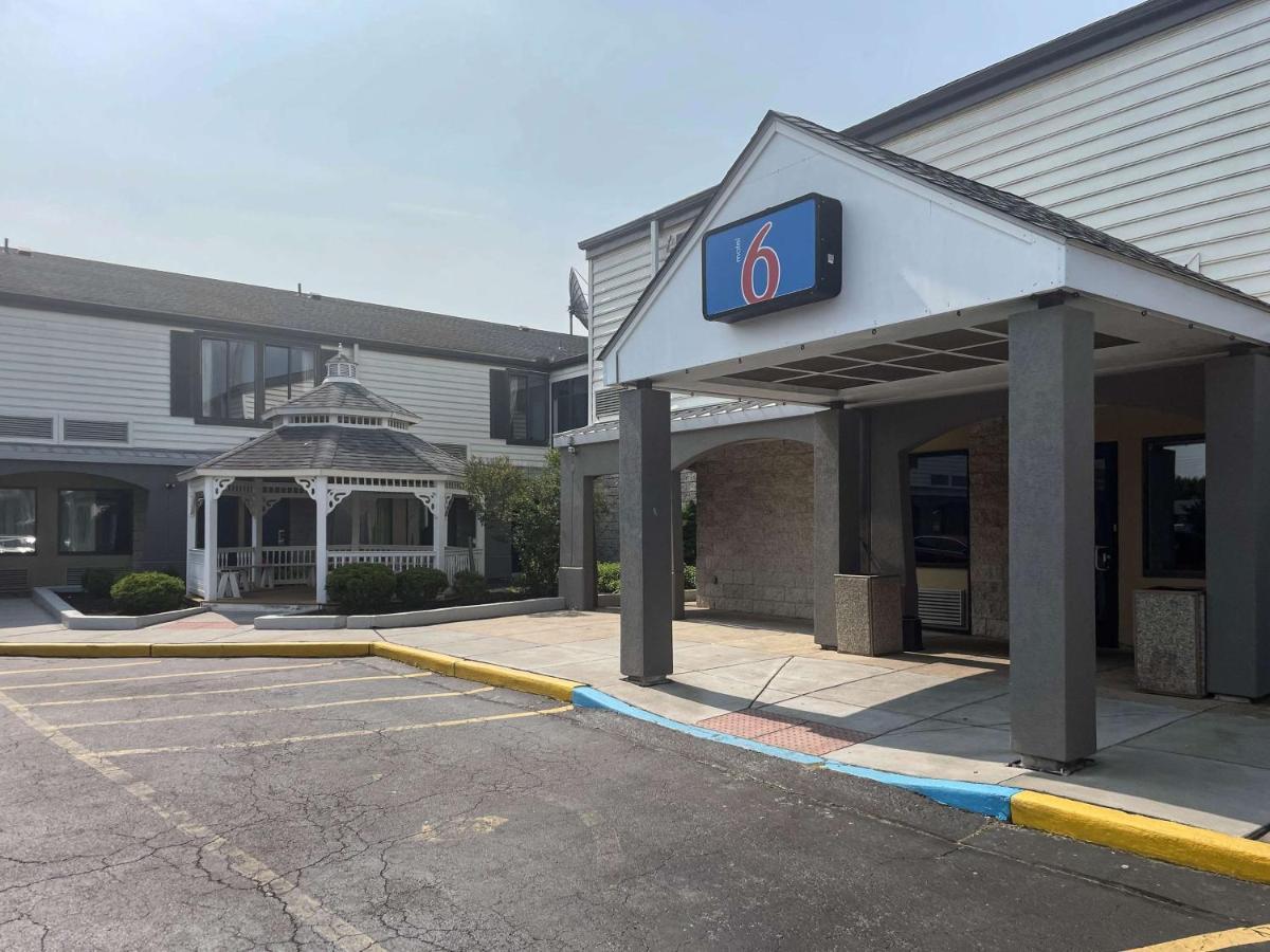 Motel 6-Newark, De Kültér fotó