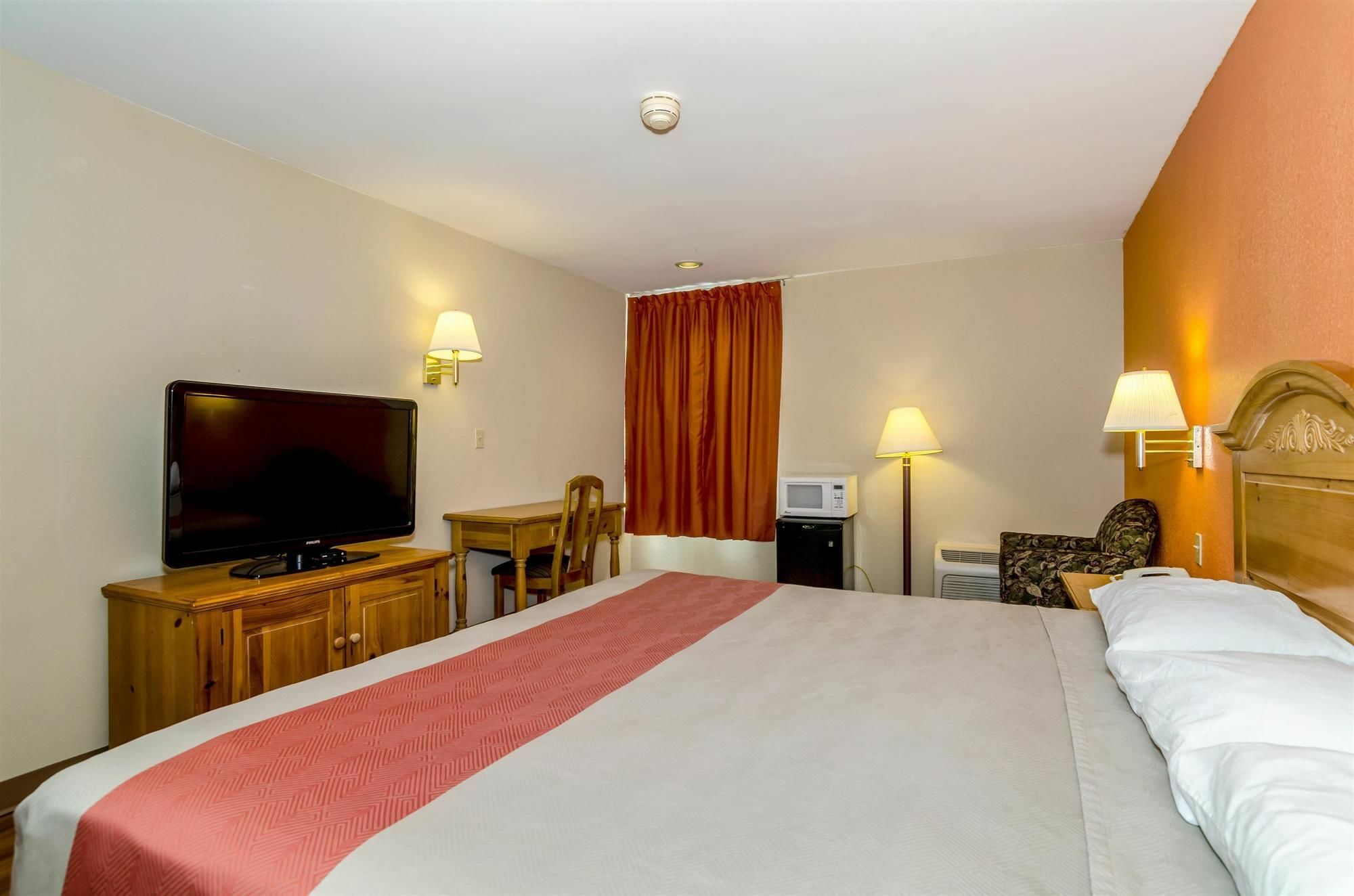 Motel 6-Newark, De Kültér fotó