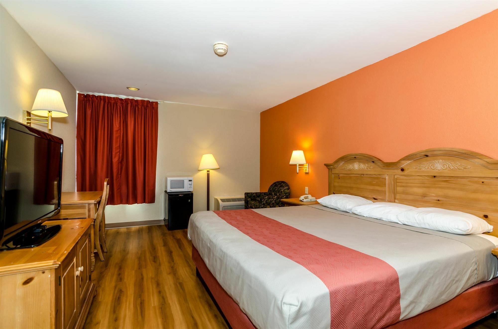 Motel 6-Newark, De Kültér fotó