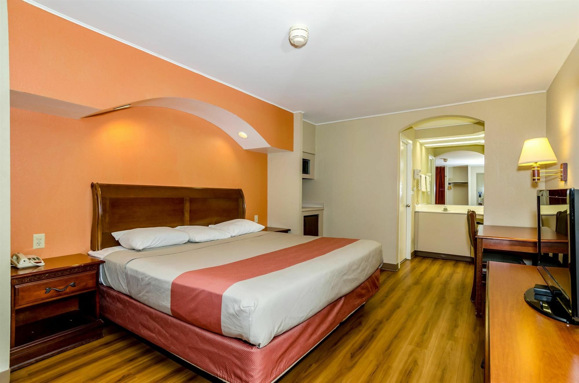 Motel 6-Newark, De Kültér fotó